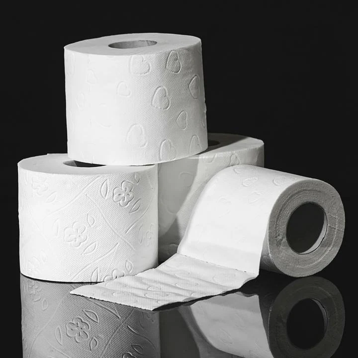 Premium-Toilettenpapierrolle mit Prägung Premium-Toilettenpapierrolle mit Prägung